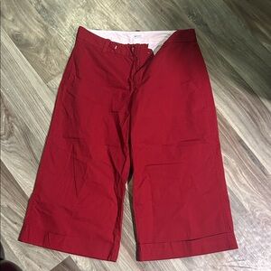 GAP Women’s Vibrant Red Flat Front capris